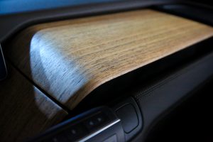 استفاده از چوب پلاست در خودرو